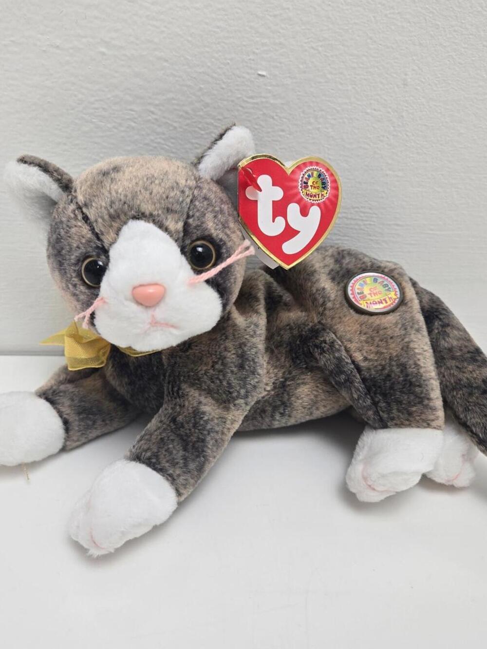 Ty Beanie Baby “Cappuccino” the brown and white kitty cat! (8 inch)